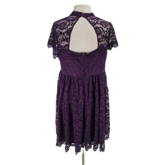 TORRID Women Purple Lace Mock Neck Skater Dress Plus Size 16 Short Sleeve 272A - Picture 3 of 6